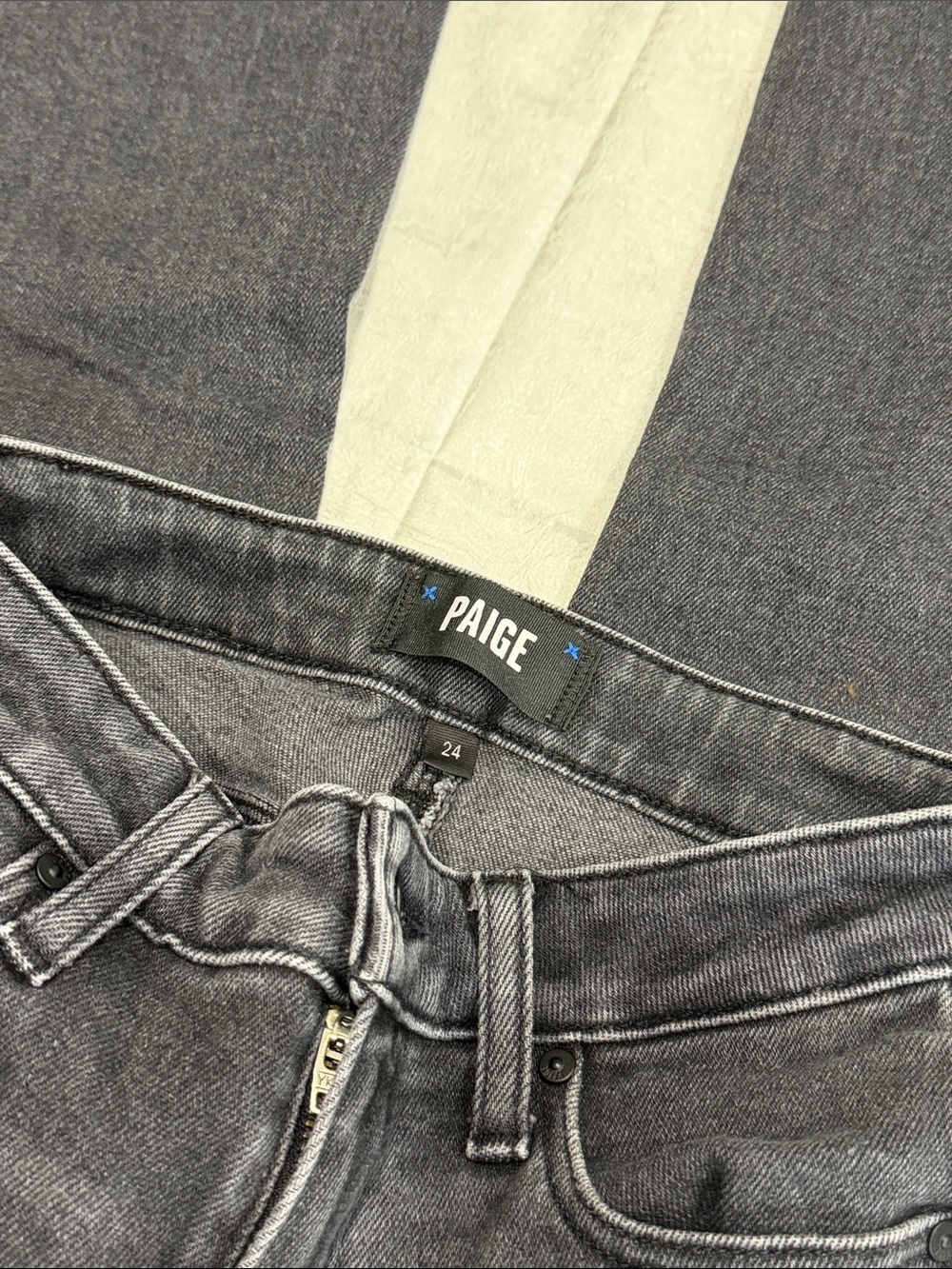 PAIGE Black Wash Raw Hem Straight Leg Jeans Women’s 24 - Picture 4 of 7